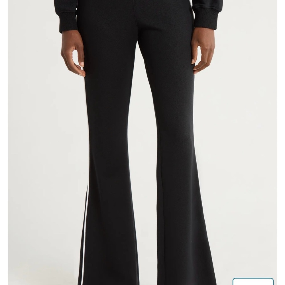 Spanx Airessential Pique Flare Pant